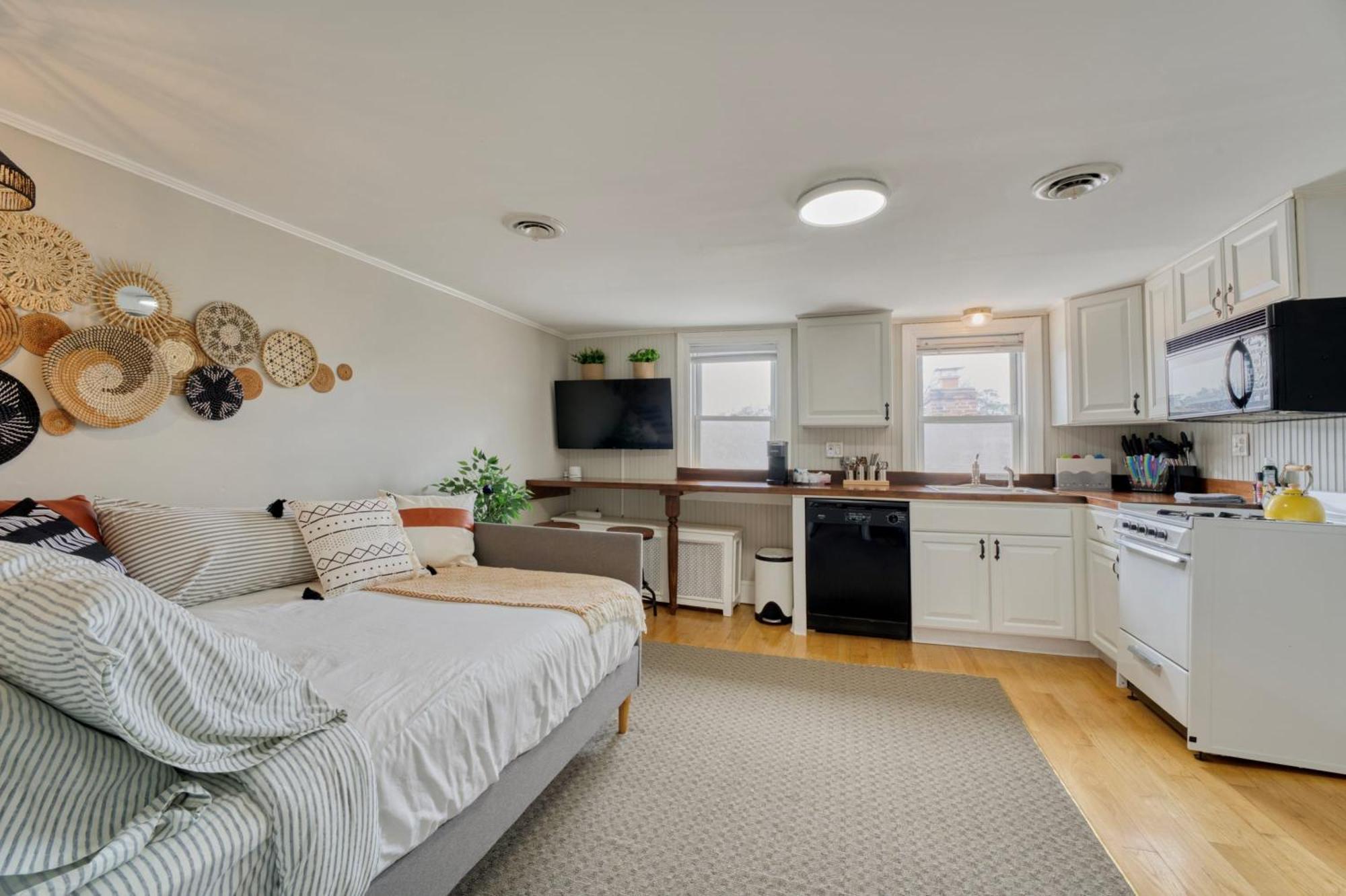 Top-Floor 1Br In Historic Capitol Hill Washington Dış mekan fotoğraf